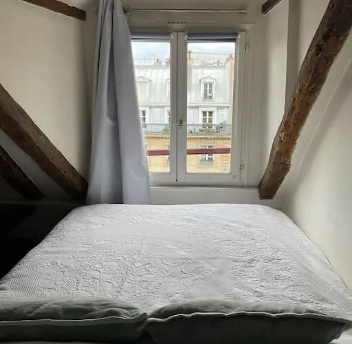 Au Coeur De 8e * Paryż