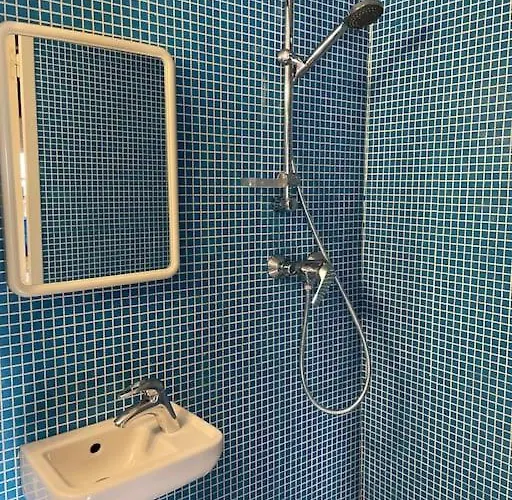 Apartament Au Coeur De 8e