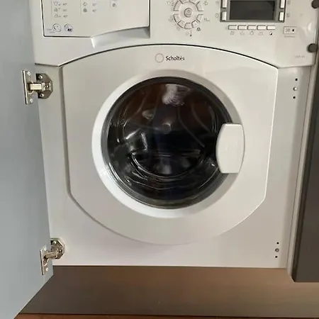 Au Coeur De 8e Apartmán *